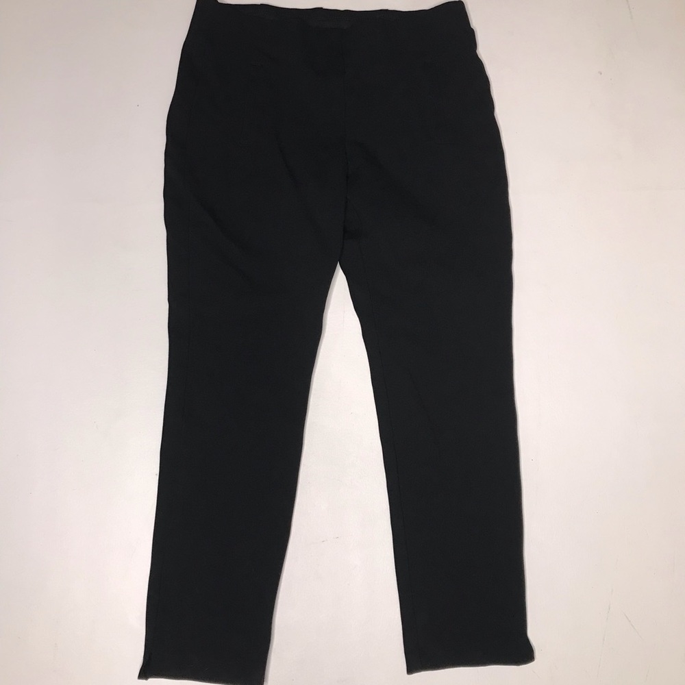 Chicos Black Pull On Ankle Pants size 0